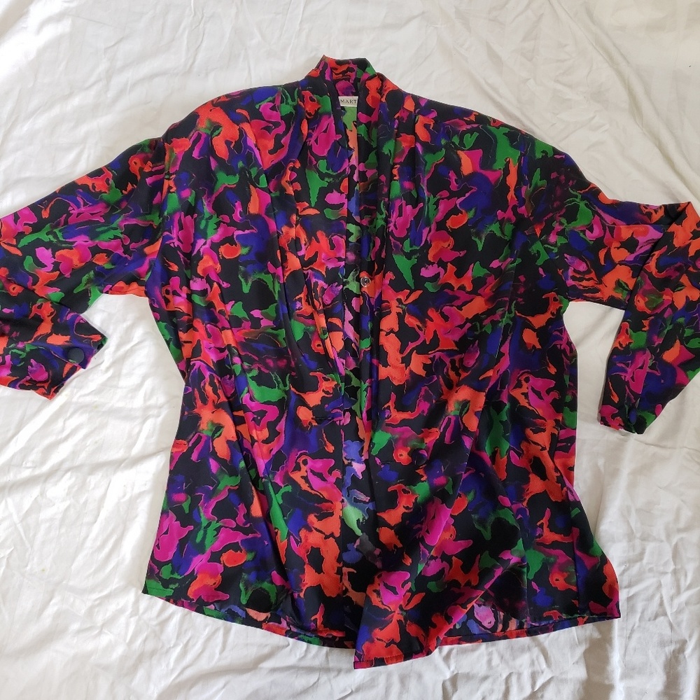 Floral top/light blazer